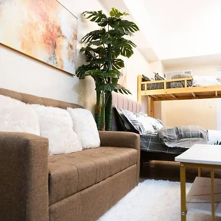 A2J Luxury Venice Studio Suite Near Bgc Malls