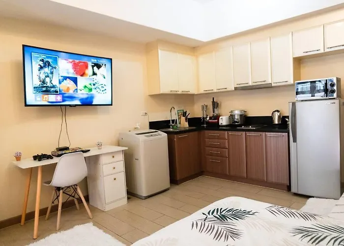 A2j Luxury Venice Near Bgc Malls *