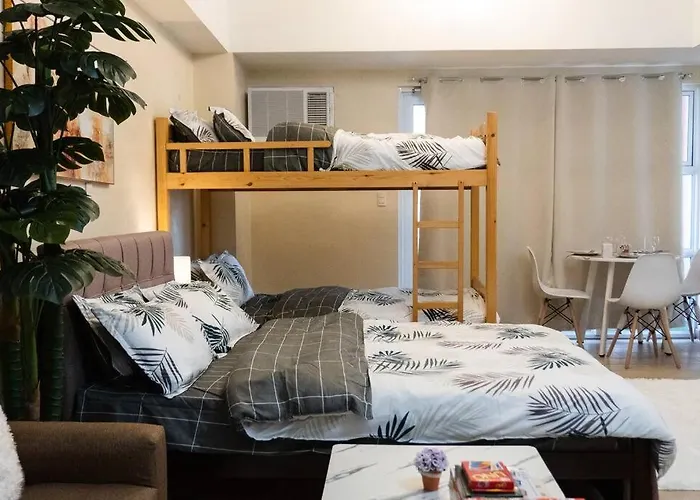 Apartment A2j Luxury Venice Near Bgc Malls *